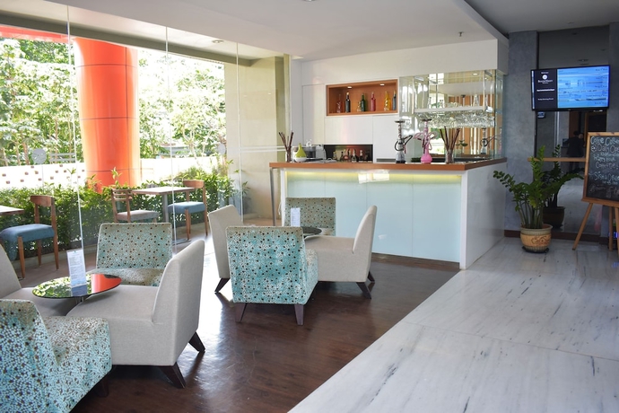 Imagen del bar/restaurante del Hotel Bogor Valley. Foto 4