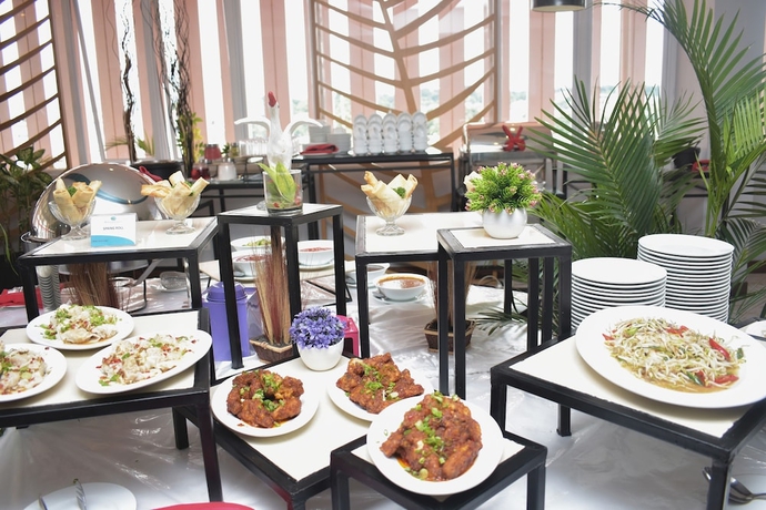 Imagen del bar/restaurante del Hotel Bogor Valley. Foto 5