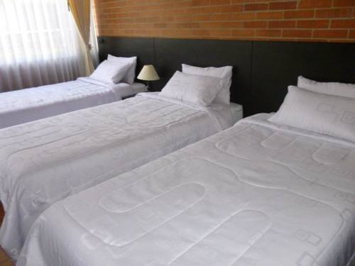 Imagen de la habitación del Hotel Bogota Astral. Foto 5