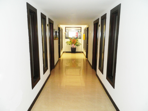 Imagen de los interiores del Hotel Bogota City. Foto 8