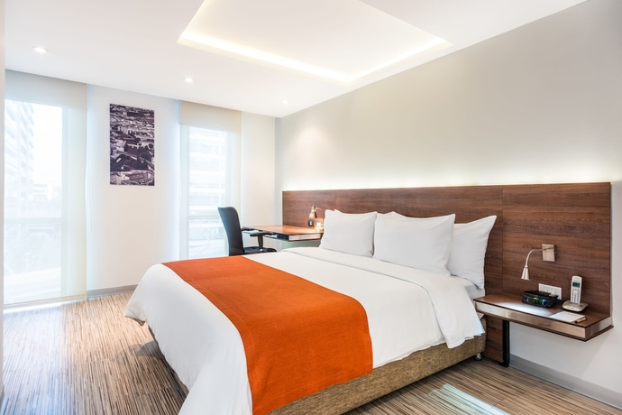 Imagen de la habitación del Hotel Bogotá 100 Design. Foto 10