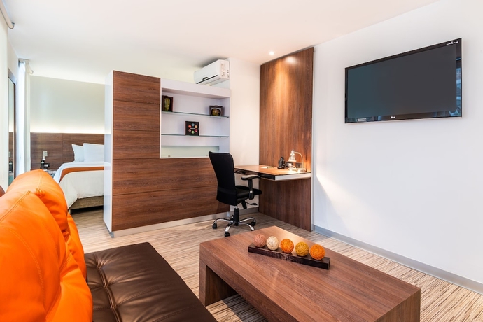 Imagen de la habitación del Hotel Bogotá 100 Design. Foto 16