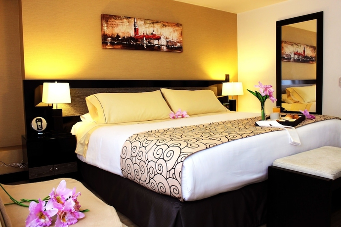 Imagen de la habitación del Hotel Bogotá Expocomfort. Foto 7