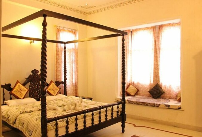 Imagen de la habitación del Hotel Boheda Palace. Foto 32