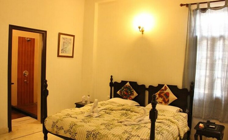 Imagen de la habitación del Hotel Boheda Palace. Foto 34