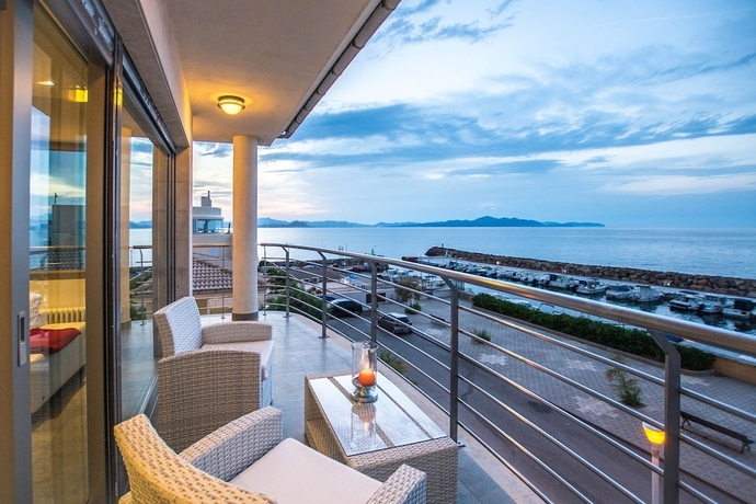 Imagen de la habitación del Hotel Bohemi in Son Serra de Marina. Foto 9