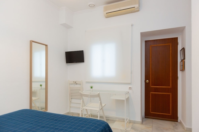 Imagen de la habitación del Hotel Bohemia Sanlucar. Foto 10