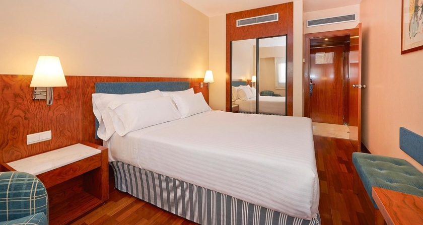 Imagen de la habitación del Hotel Bohemian Entenza. Foto 14