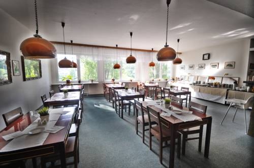 Imagen del bar/restaurante del Hotel Bohemians. Foto 4