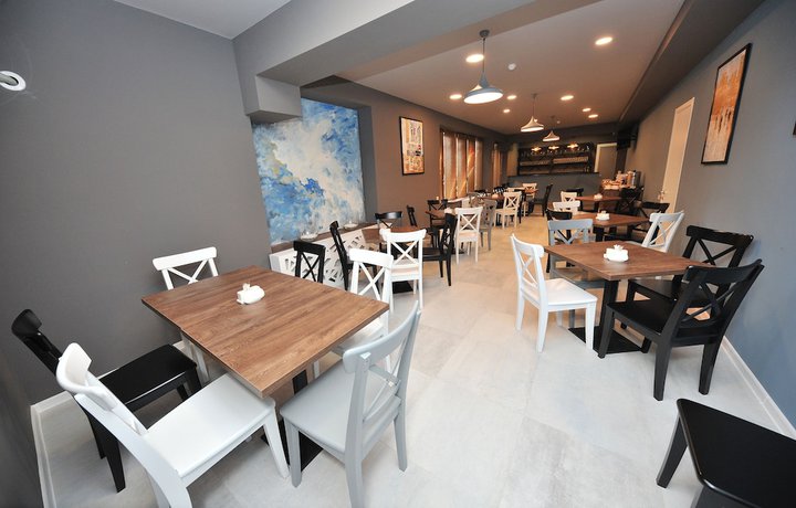 Imagen del bar/restaurante del Hotel Boho Tiflis. Foto 2