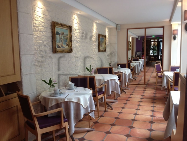 Imagen del bar/restaurante del Hotel Boileau. Foto 5