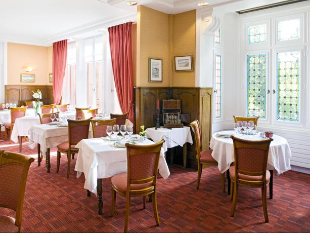 Imagen del bar/restaurante del Hotel Bois Joli. Foto 3