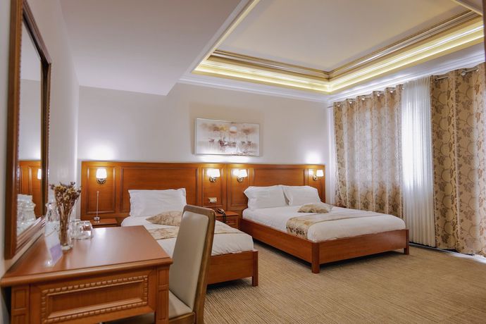 Imagen de la habitación del Hotel Boka, Tirana. Foto 13
