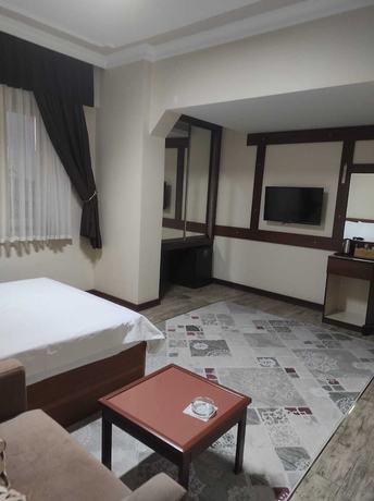 Imagen de la habitación del Hotel Bolat. Foto 12