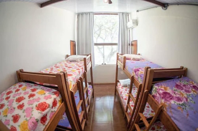 Imagen de la habitación del Hotel Boldro Surf House. Foto 15