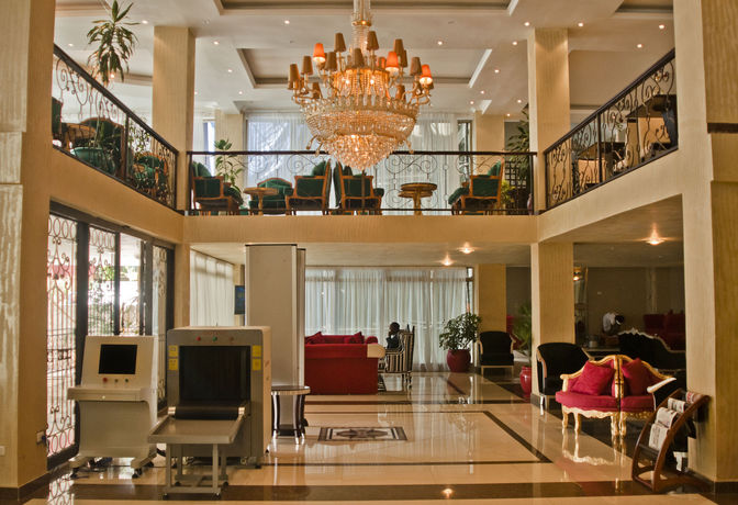 Imagen de los interiores del Hotel Bole Ambassador. Foto 6