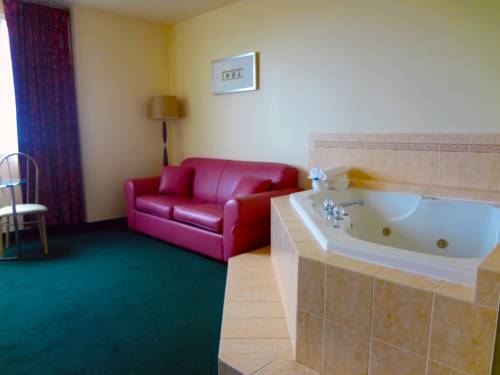 Imagen de la habitación del Hotel Bolero Resort. Foto 8