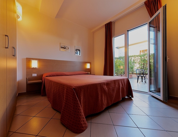 Imagen de la habitación del Hotel Bolgheri Marina Resort ex Varo Village. Foto 13