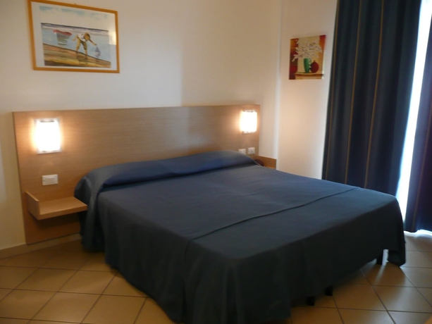 Imagen de la habitación del Hotel Bolgheri Marina Resort ex Varo Village. Foto 14