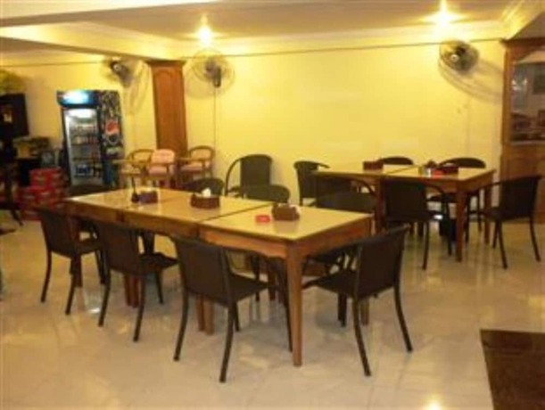 Imagen del bar/restaurante del Hotel Bolina Palace. Foto 3