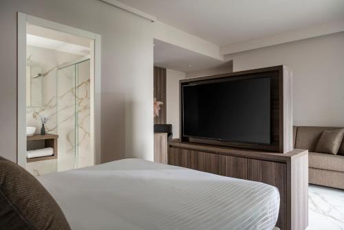 Imagen de la habitación del Hotel Bolina Suite & Spa. Foto 19