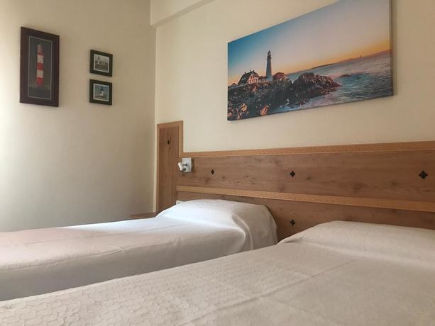 Imagen de la habitación del Hotel Boliña. Foto 18