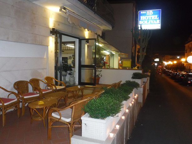 Imagen general del Hotel Bolivar, Marina di Camerota. Foto 1