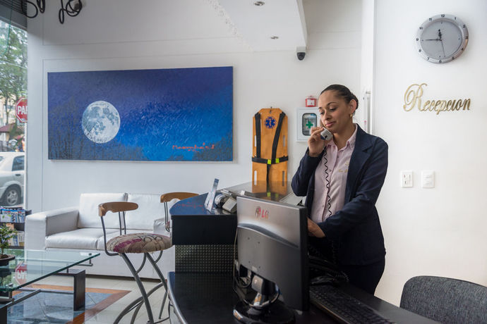 Imagen general del Hotel Bolivar Plaza. Foto 1