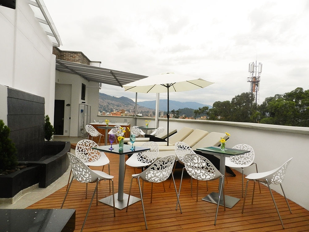 Imagen de los exteriores del Hotel Bolivariana Plaza. Foto 9