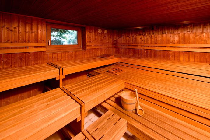 Imagen de la piscina del Hotel Bollmannsruh am Beetzsee. Foto 18