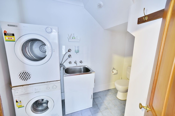 Imagen de los interiores del Hotel Bollygums. Foto 18