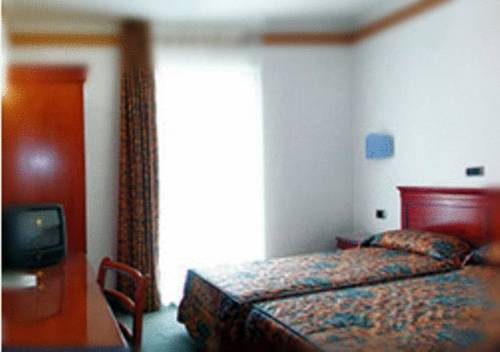 Imagen de la habitación del Hotel Bologna, Bardolino. Foto 4