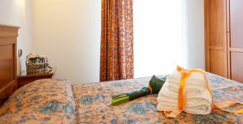 Imagen de la habitación del Hotel Bologna, Bardolino. Foto 7