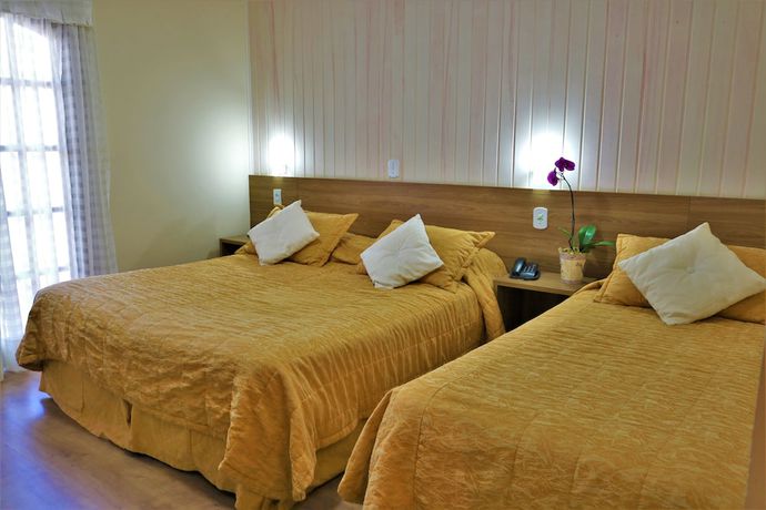 Imagen de la habitación del Hotel Bologna, Campos do Jordao. Foto 15