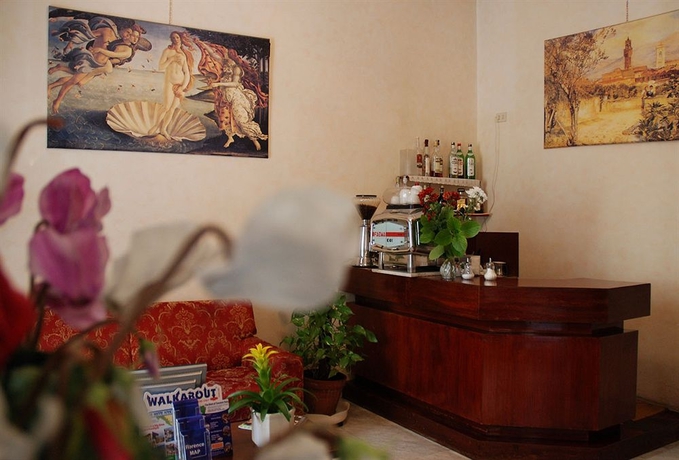 Imagen de los interiores del Hotel Bologna, Florencia. Foto 12