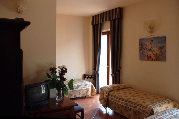 Imagen de la habitación del Hotel Bologna, Florencia. Foto 7