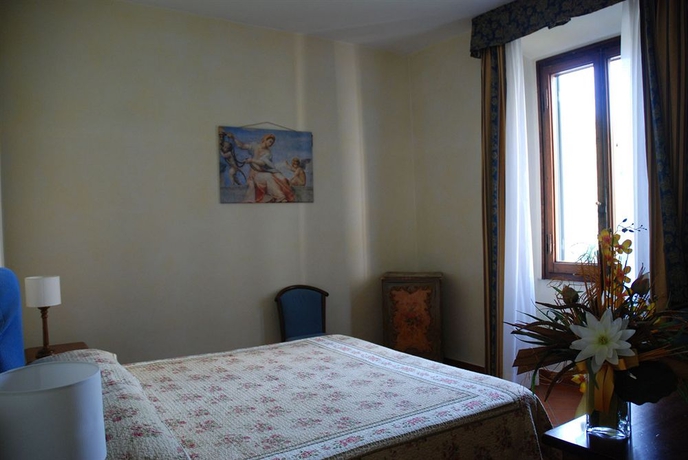 Imagen de la habitación del Hotel Bologna, Florencia. Foto 9