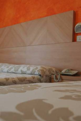 Imagen de la habitación del Hotel Bologna, Lignano Sabbiadoro. Foto 5