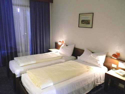 Imagen de la habitación del Hotel Bologna, San Lorenzo di Sebato. Foto 13