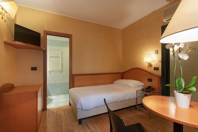 Imagen de la habitación del Hotel Bologna, Turín. Foto 13