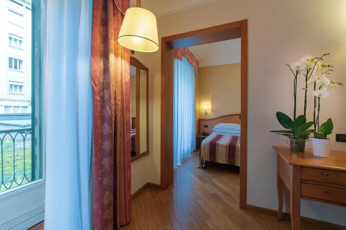 Imagen general del Hotel Bologna, Turín. Foto 11