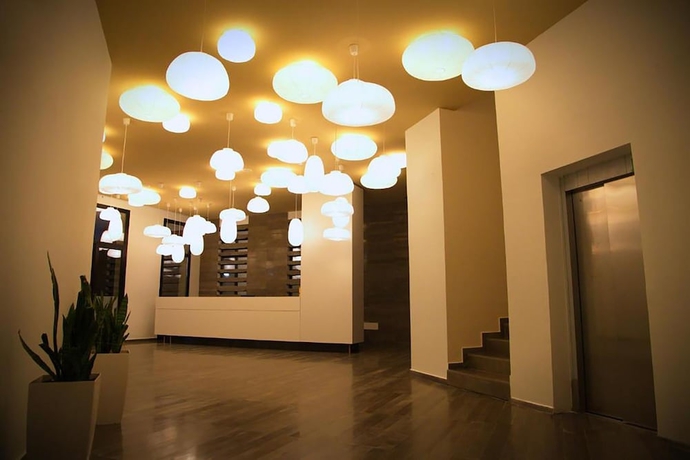 Imagen de los interiores del Hotel Bologna, Vlore. Foto 18