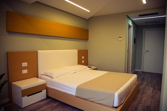 Imagen de la habitación del Hotel Bologna, Vlore. Foto 11