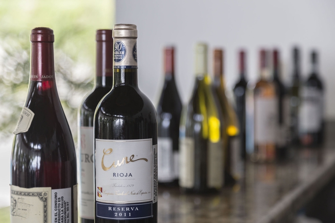 Imagen del bar/restaurante del Hotel Bolontiku Boutique. Foto 3