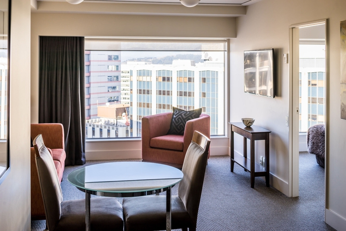 Imagen de los interiores del Hotel Bolton. Foto 13