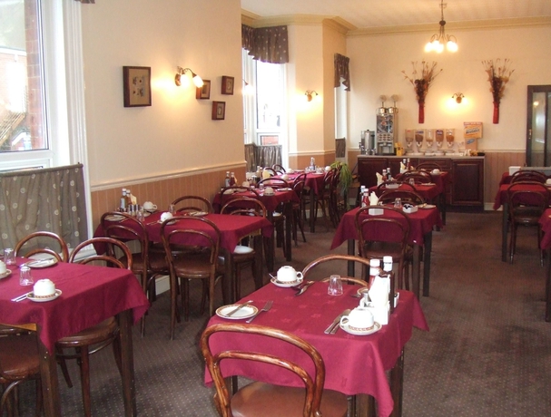 Imagen del bar/restaurante del Hotel Boltonia. Foto 2