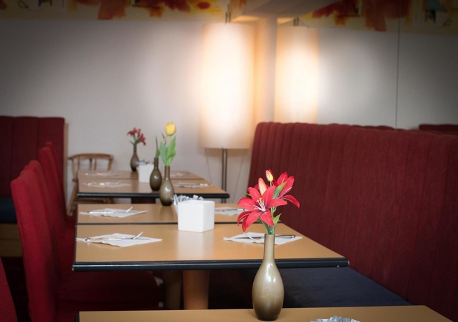 Imagen del bar/restaurante del Hotel Boltzmann. Foto 3