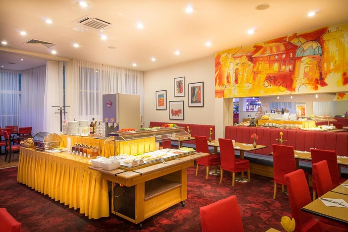 Imagen del bar/restaurante del Hotel Boltzmann. Foto 13