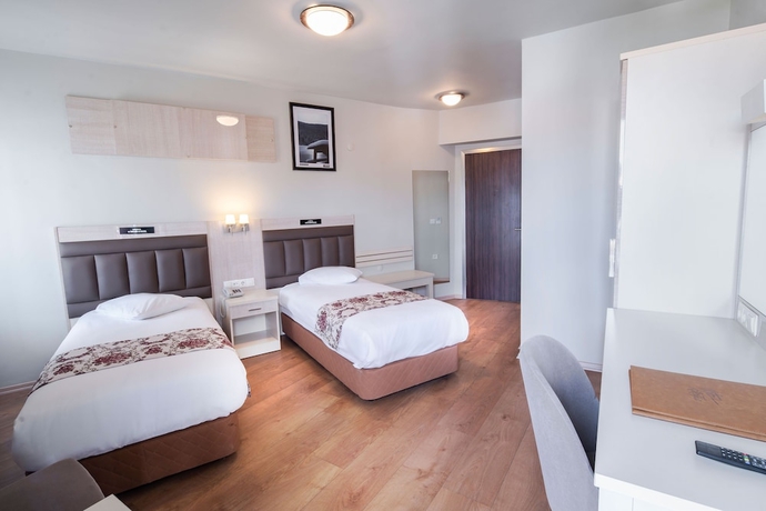 Imagen de la habitación del Hotel Bolu Grand Koroglu Otel. Foto 4