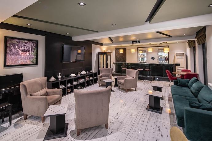 Imagen del bar/restaurante del Hotel Bolu Grand Koroglu Otel. Foto 2